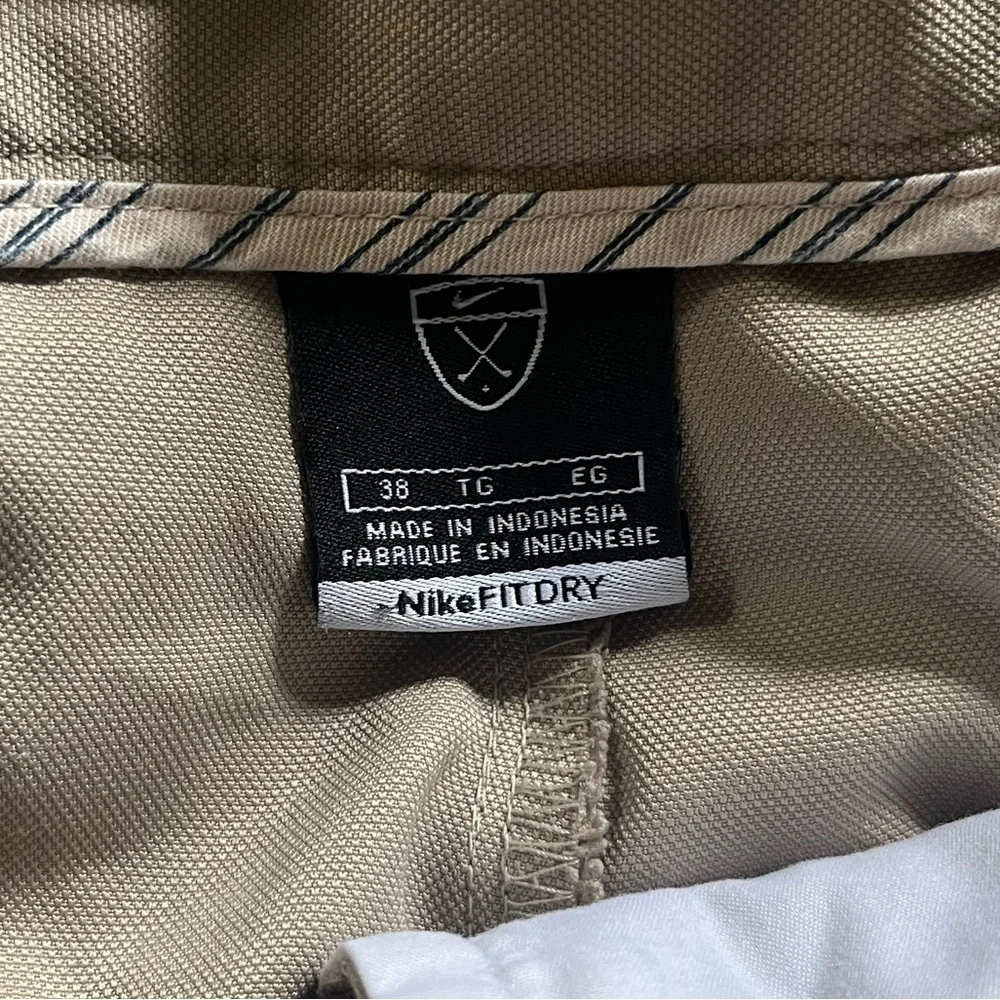 Nike Men's Beige Flat Front Shorts